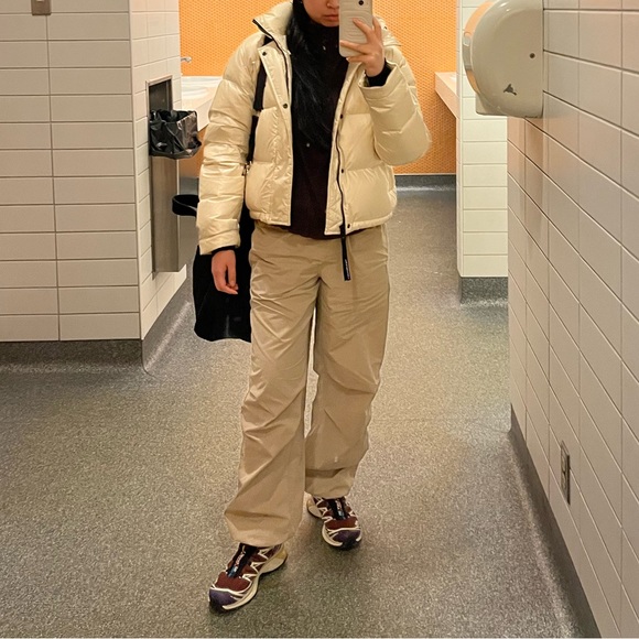 Aritzia TNA deploy parachute pants - S - humus beige - Picture 6 of 12